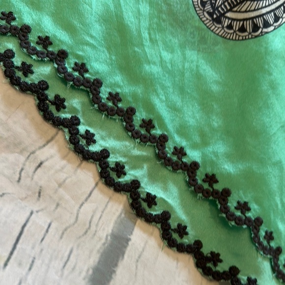 Johnny Was Vibrant Mint Green Mandala Silk Blouse - Picture 10 of 11